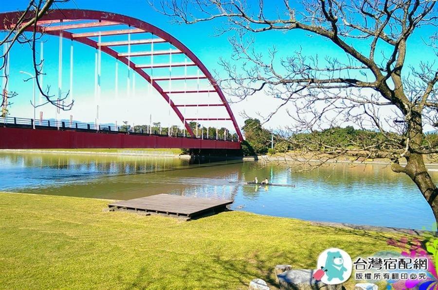 尚閤屋包棟民宿 Wujie Exterior photo